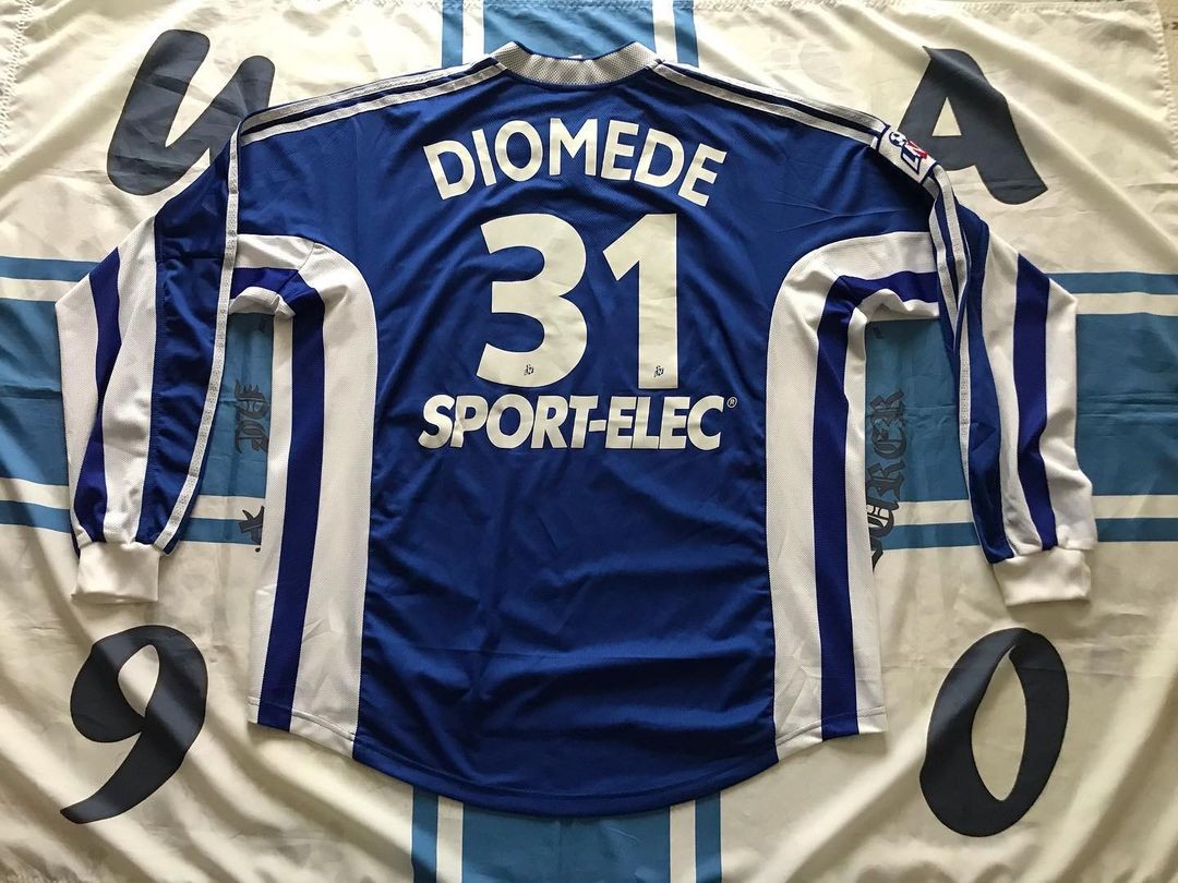 AJ Auxerre 1999-00 Away Kit