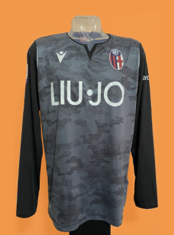 Bologna FC 2019-20 GK 1 Kit