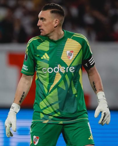 River Plate 2025 GK 1 Kit