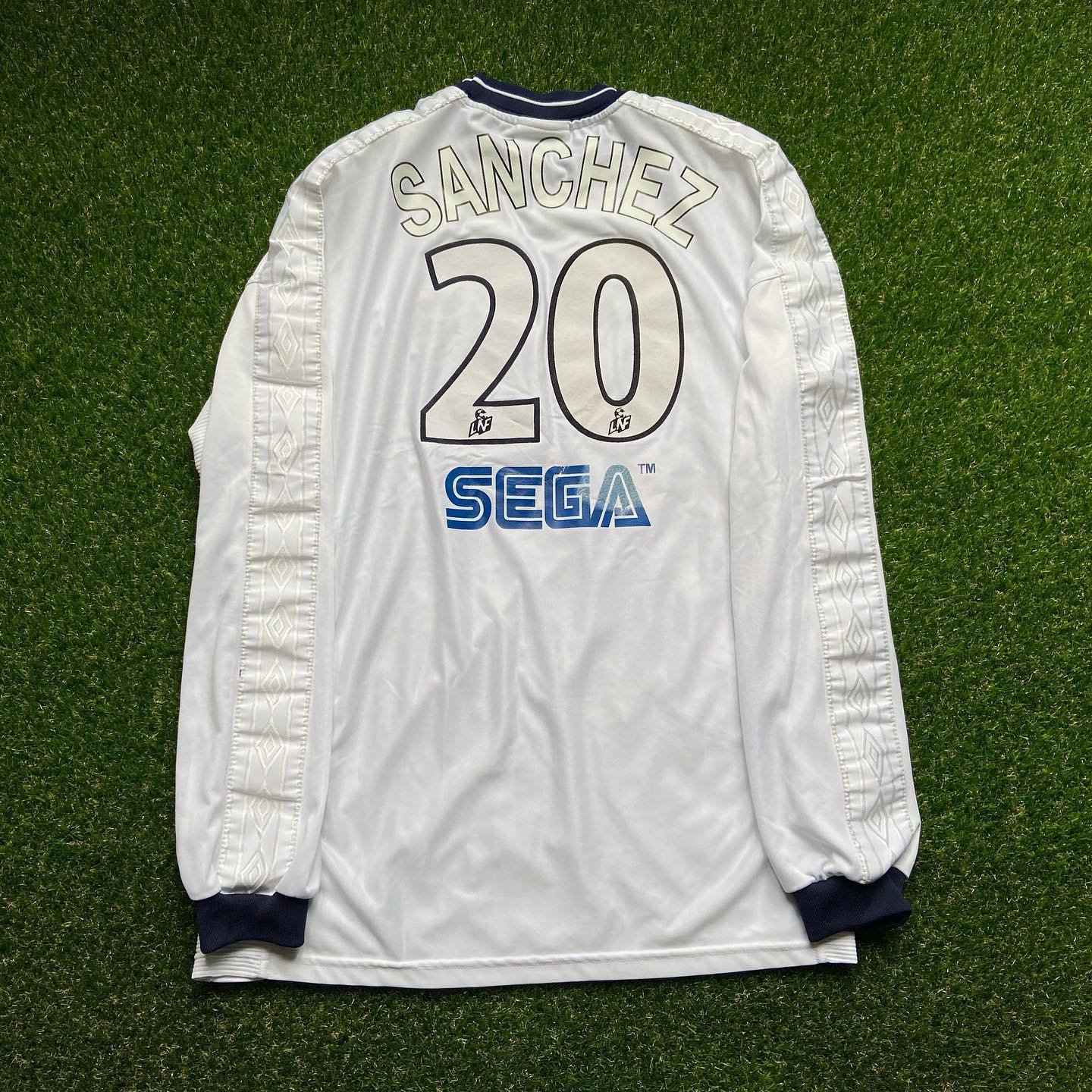 AS Saint-Étienne 2000-01 Third Kit