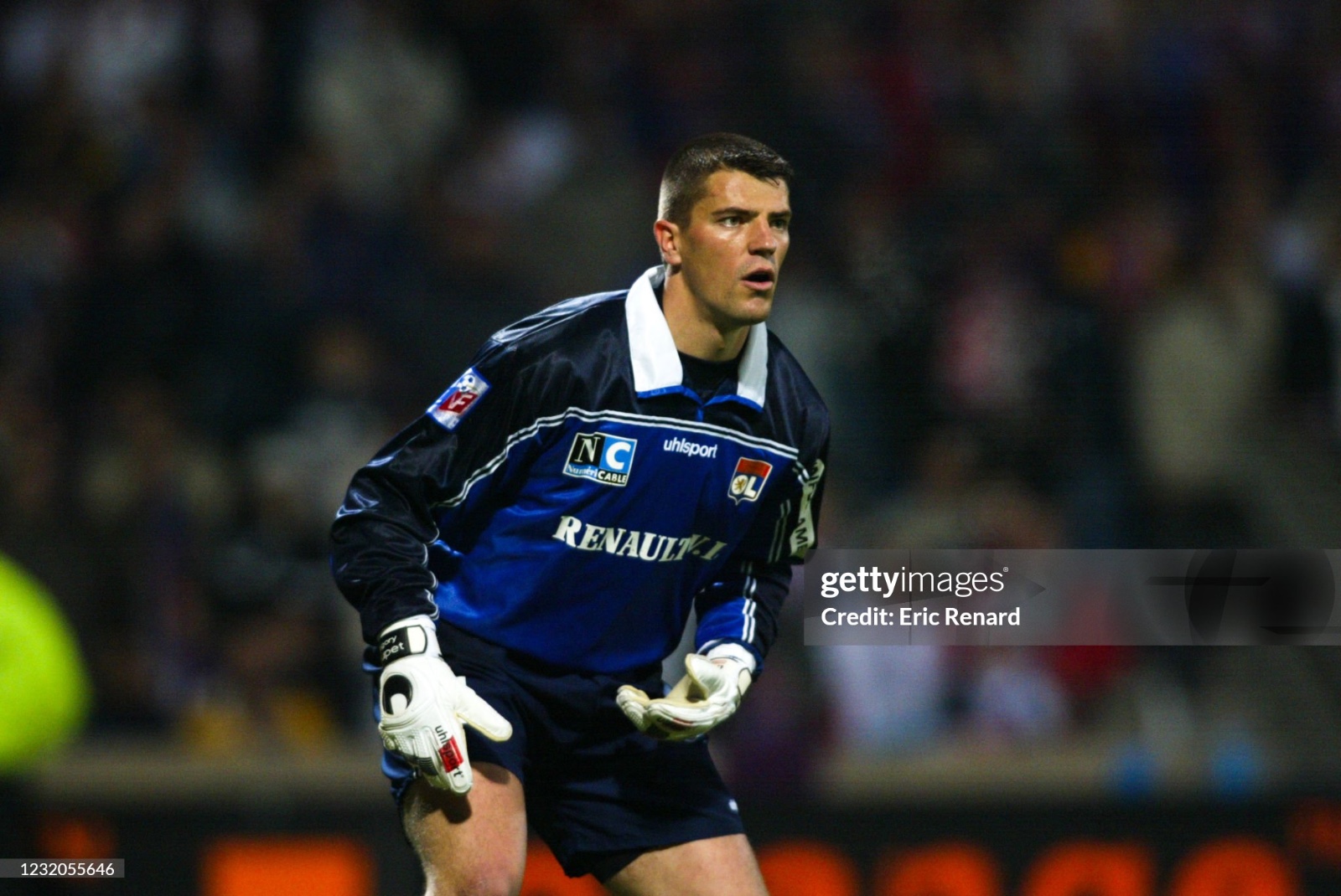 Olympique Lyonnais 2001-02 GK 5 Kit