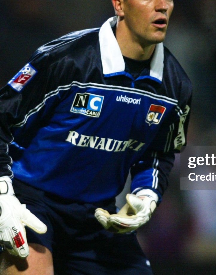 Olympique Lyonnais 2001-02 GK 5 Kit