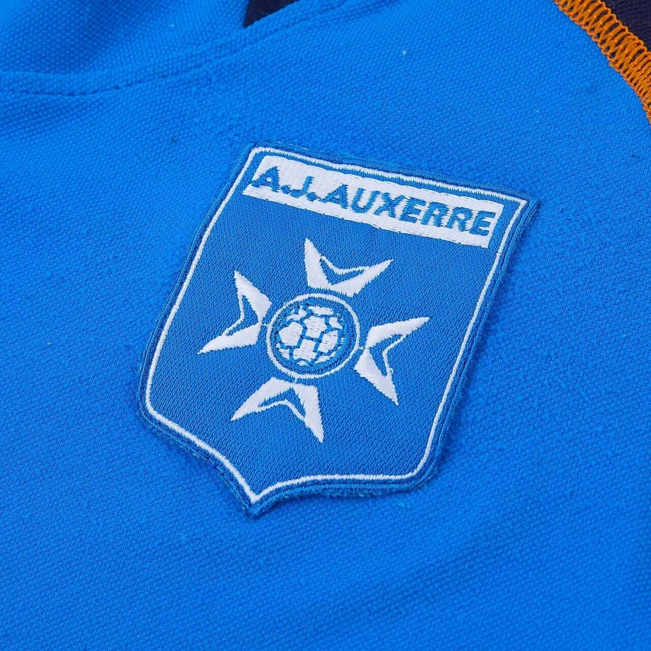 AJ Auxerre 2002-03 Away Kit