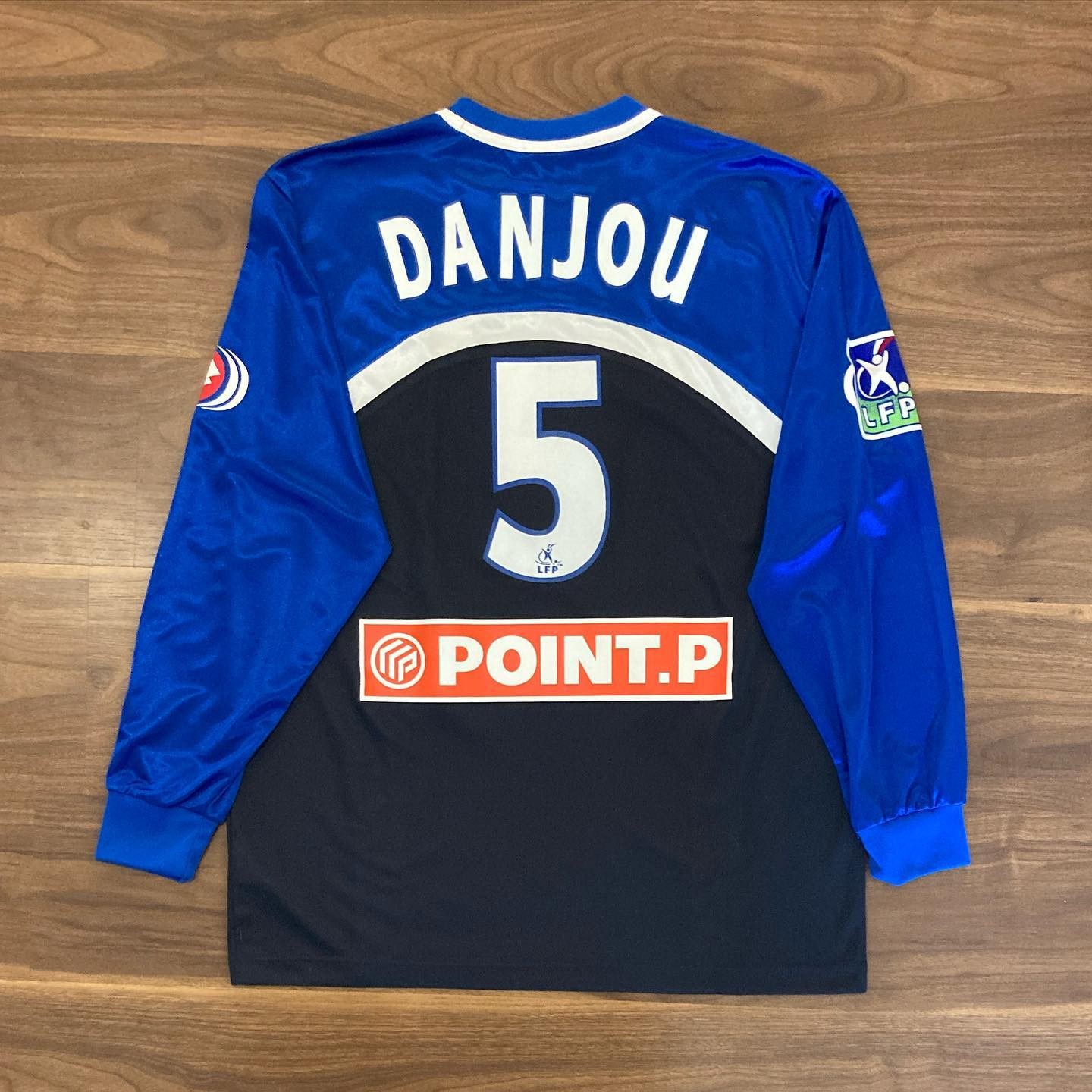 ES Troyes AC 2002-03 Cup Home Kit