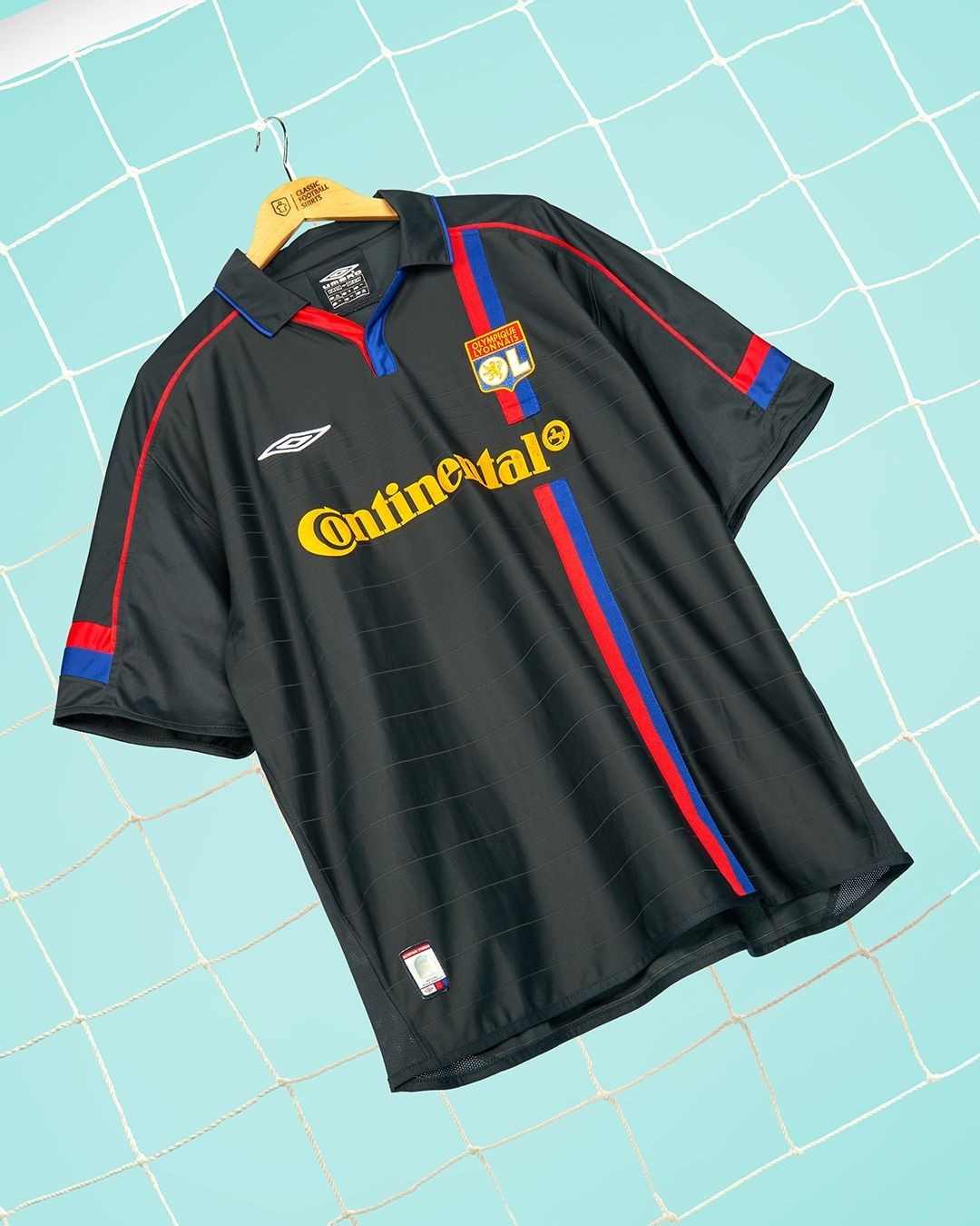 Olympique Lyonnais 2003-04 Away Kit