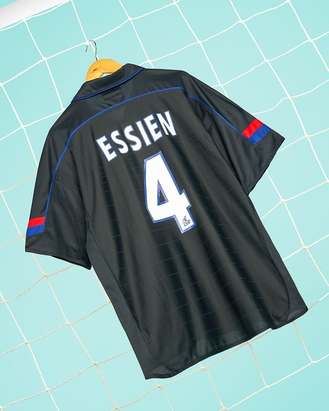 Olympique Lyonnais 2003-04 Away Kit