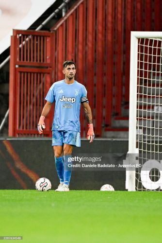 Juventus FC 2026-27 GK 4 Kit