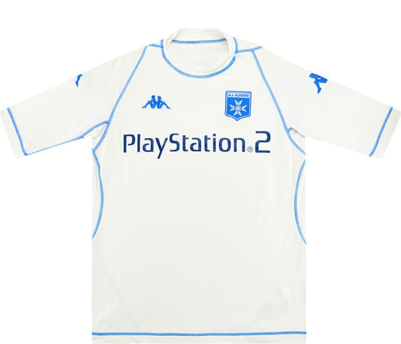 AJ Auxerre 2003-04 Home Kit