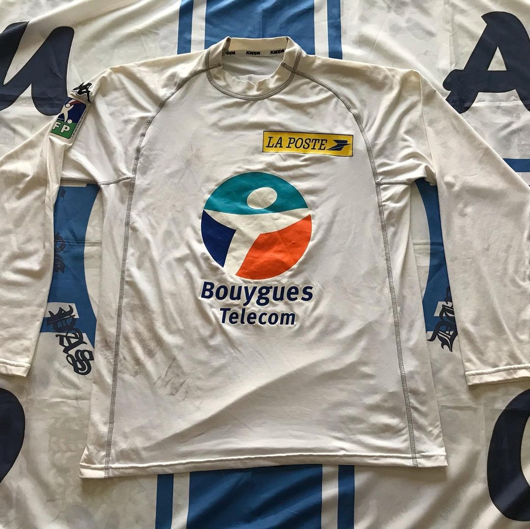 AJ Auxerre 2003-04 Cup Home 3 Kit
