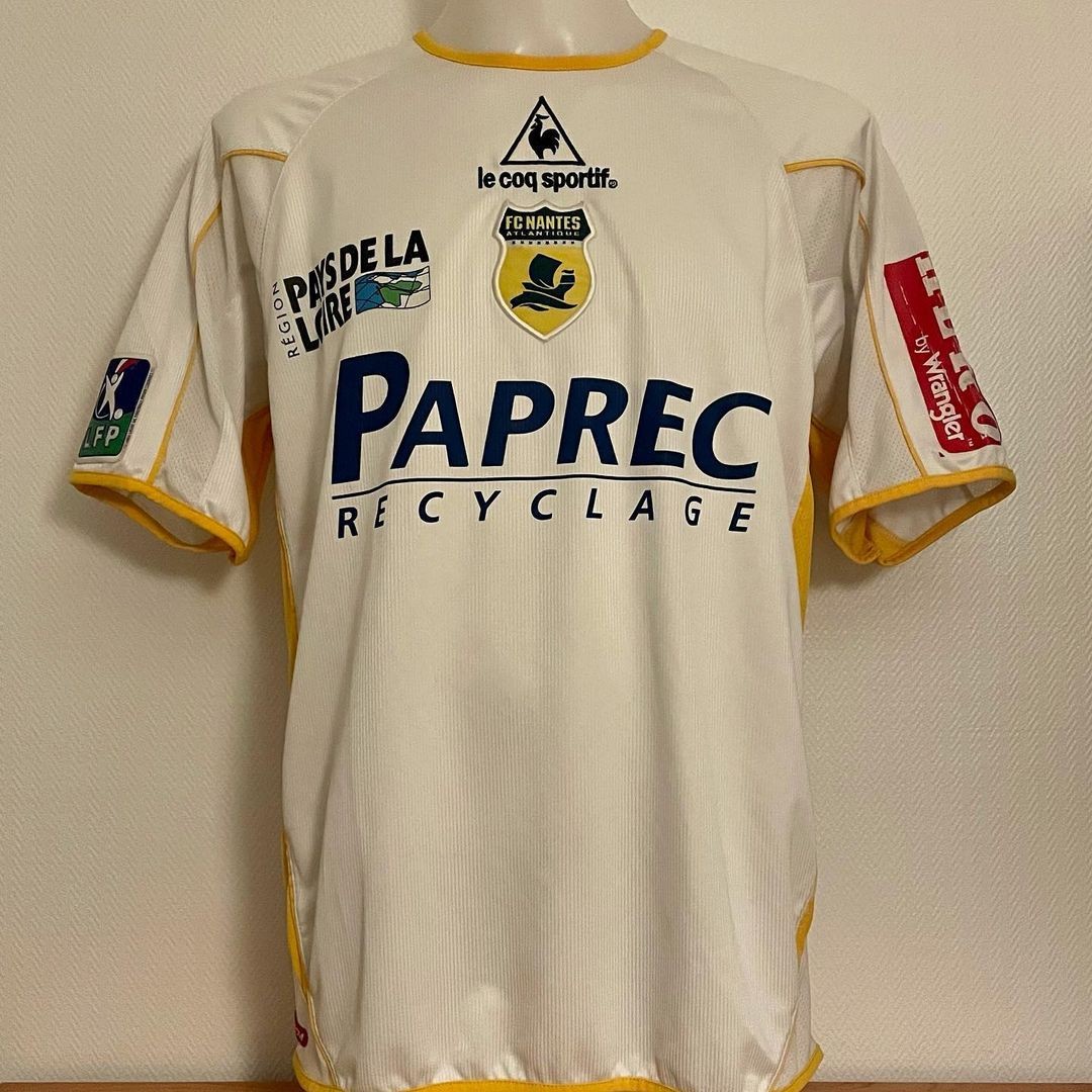 FC Nantes 2003-04 Away Kit
