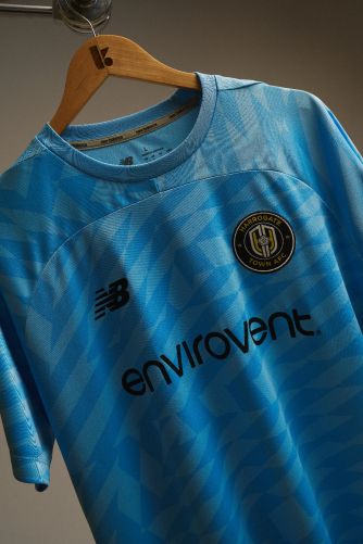Harrogate Town 2026-27 GK Away Kit