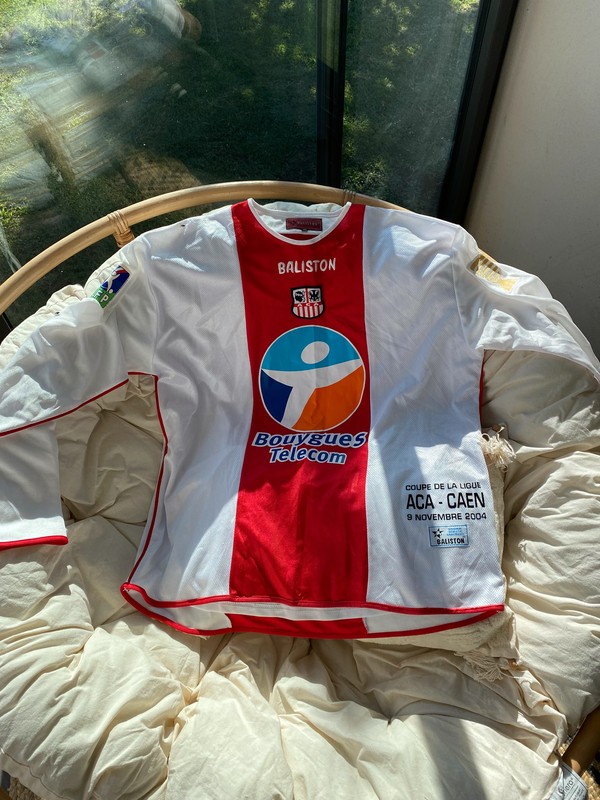 AC Ajaccio 2004-05 Cup Kit