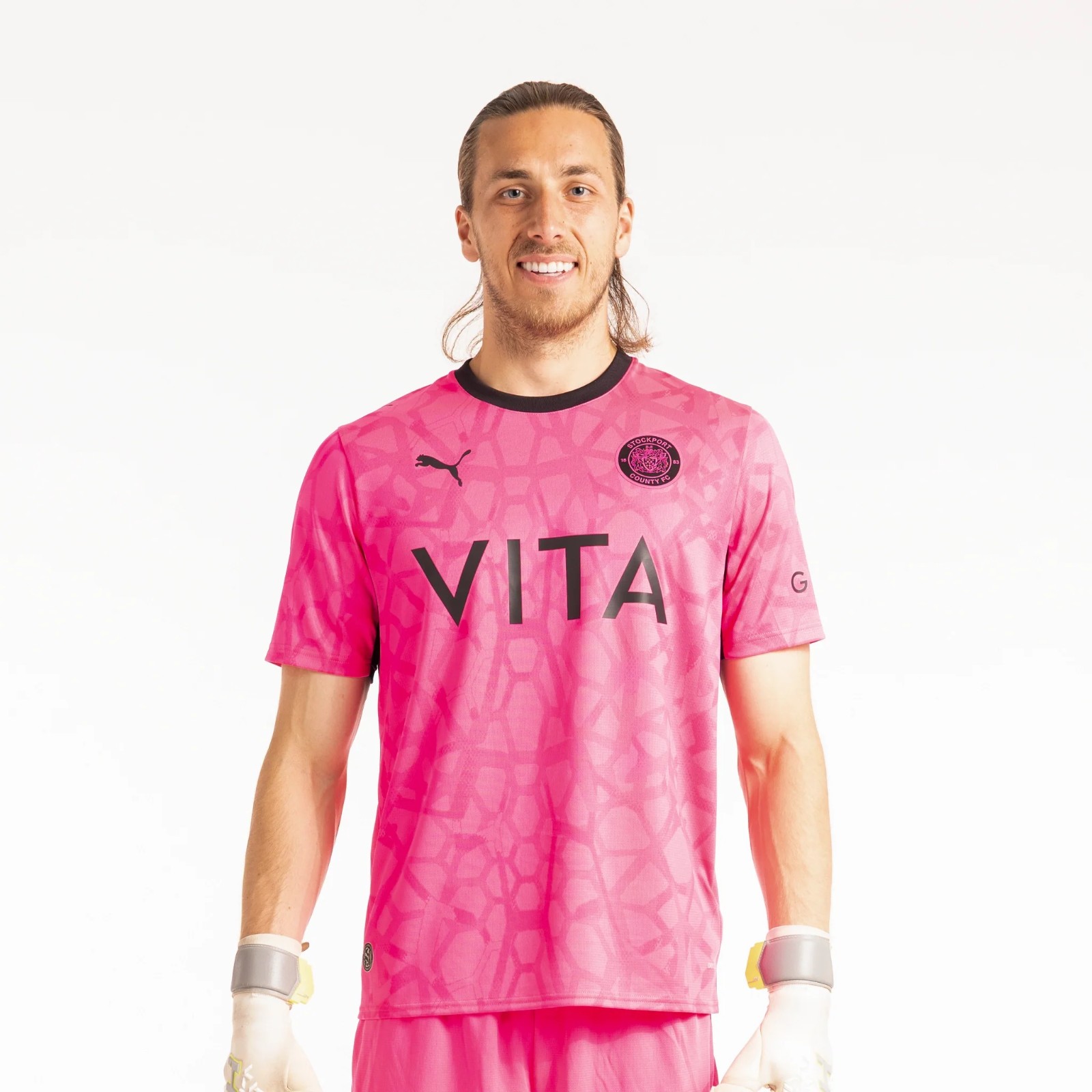 Stockport County 2026-27 GK Away Kit