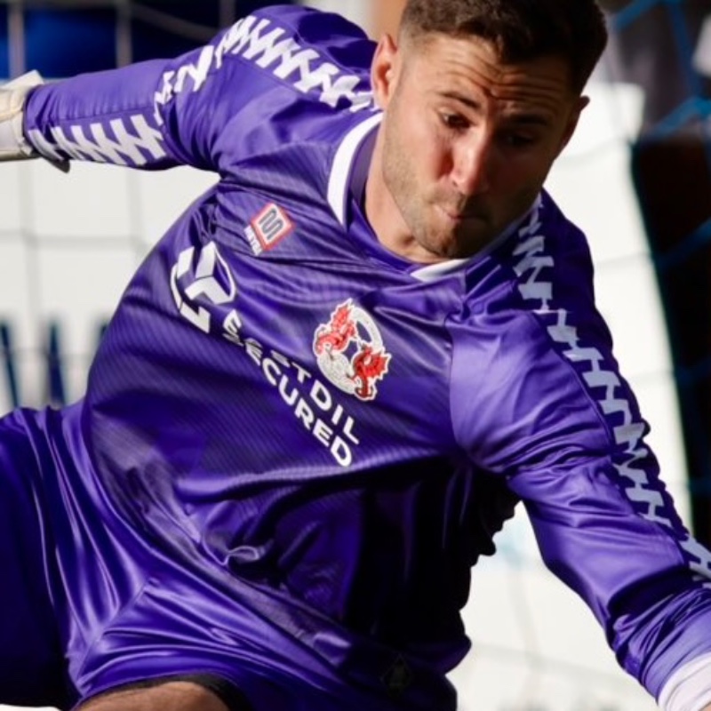 Leyton Orient 2026-27 GK 2 Kit