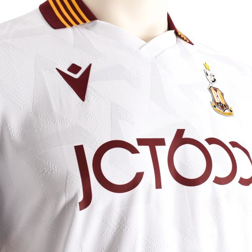 Bradford City 2026-27 Away Kit