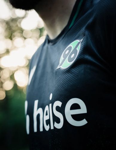 Hannover 96 2026-27 Away Kit