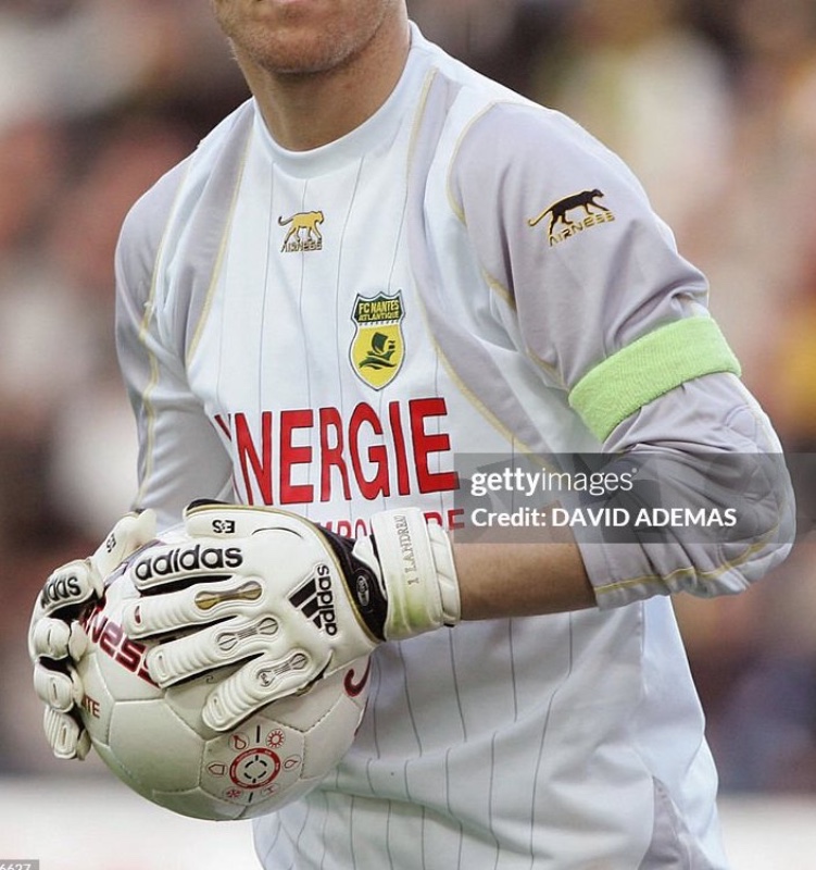FC Nantes 2005-06 GK 2 Kit
