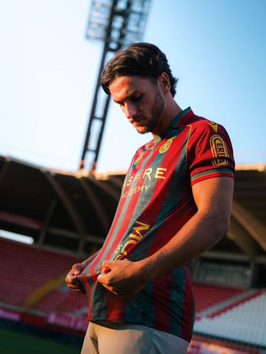 Cultural Leonesa 2026-27 Away Kit