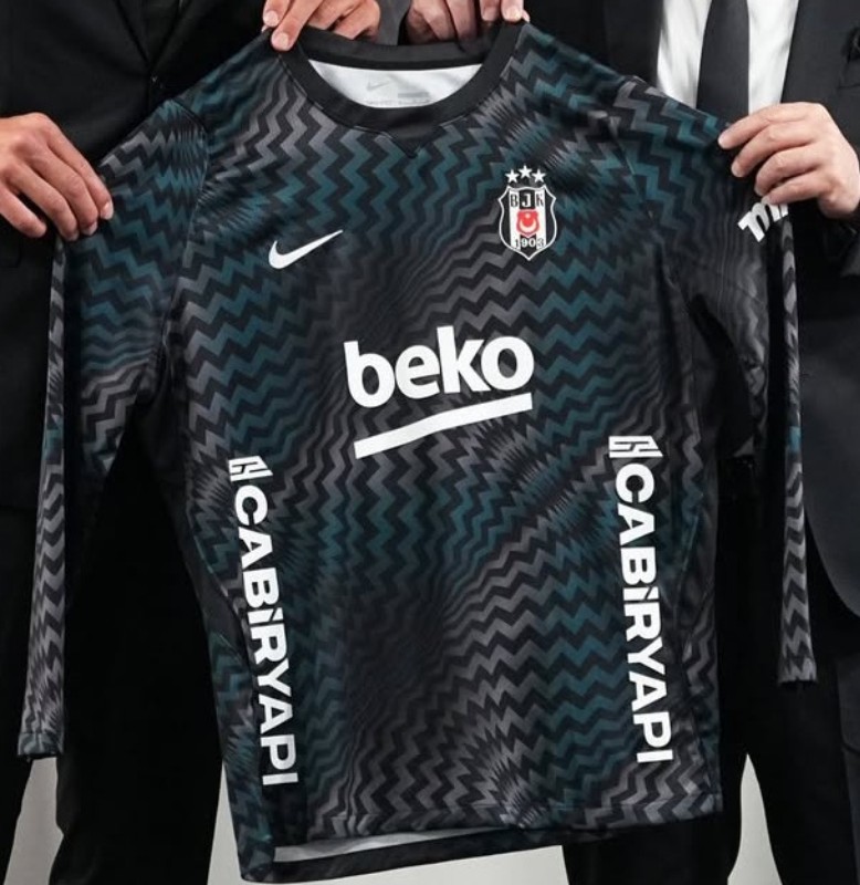 Beşiktaş 2026-27 GK 3 Kit