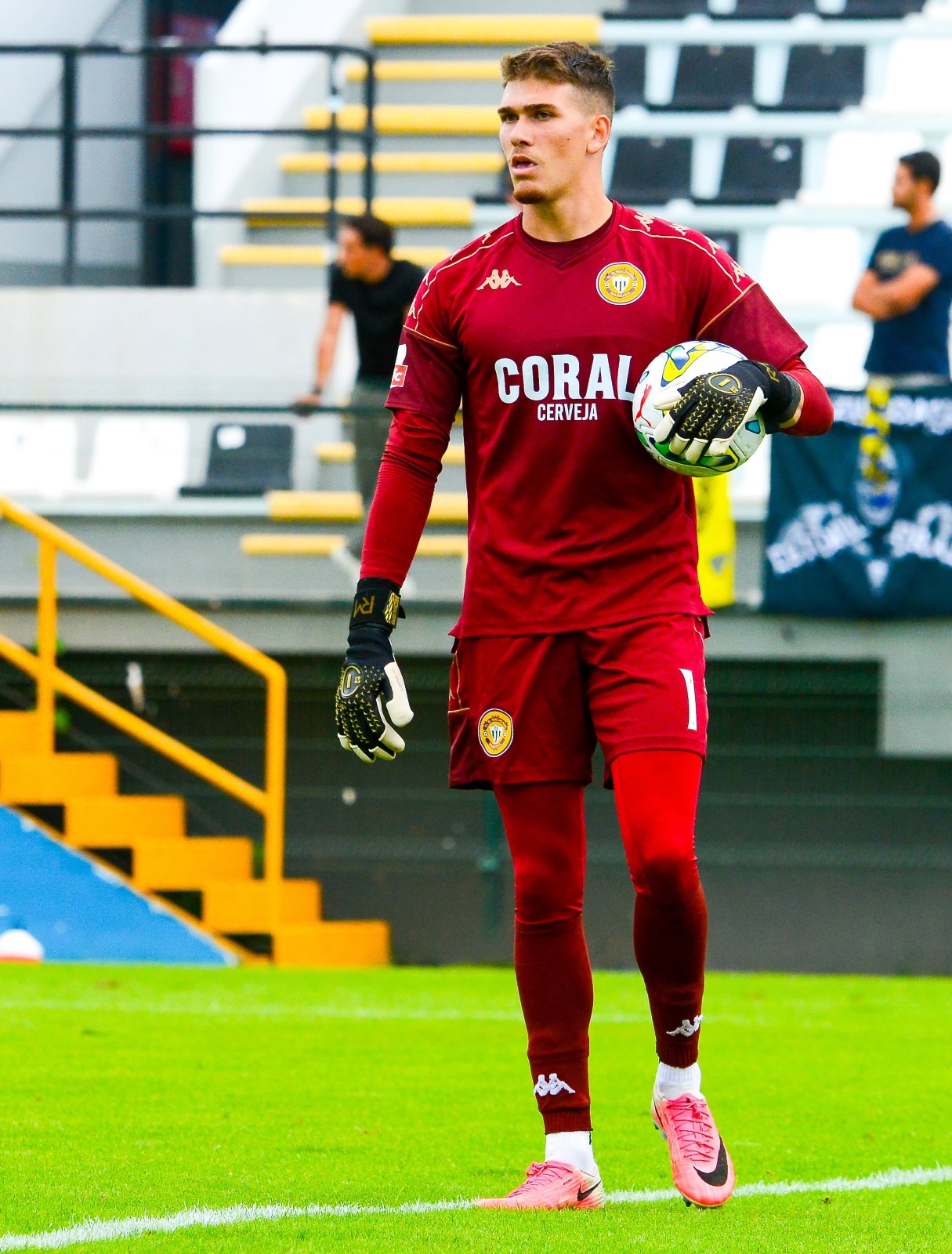 CD Nacional 2026-27 GK 2 Kit