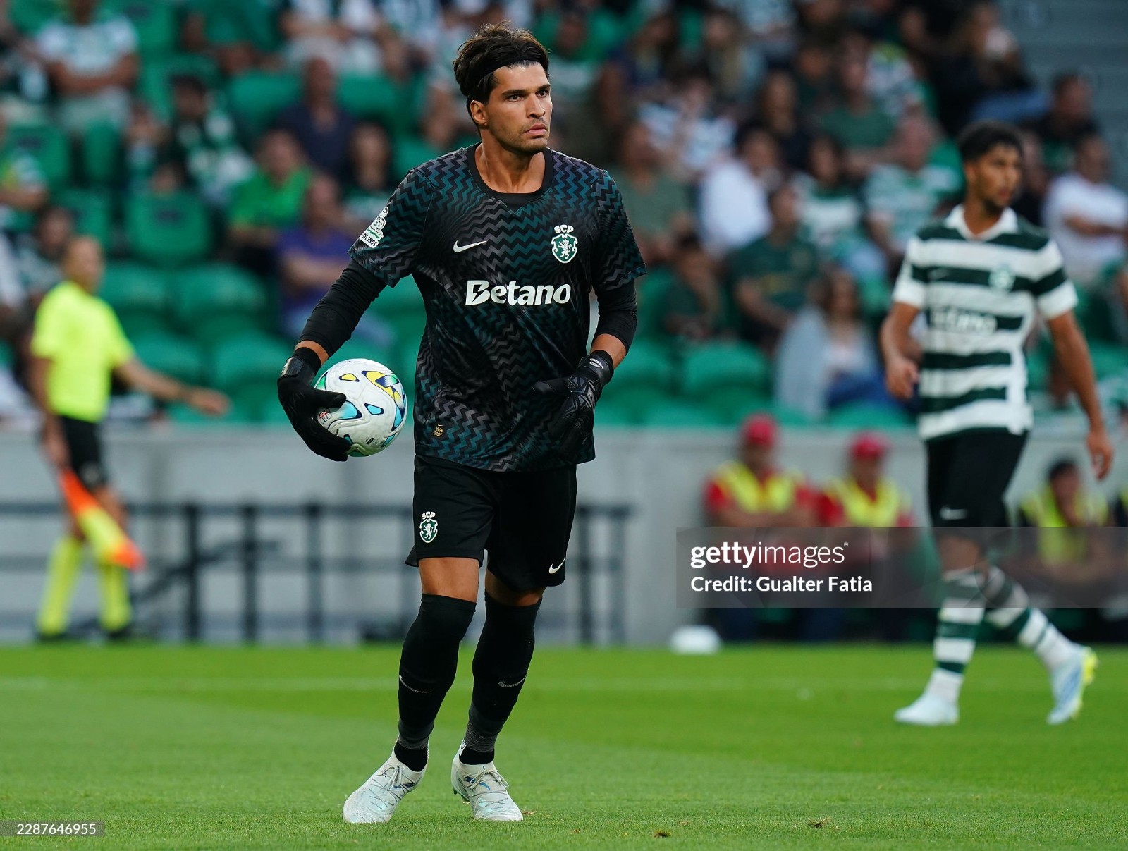 Sporting CP 2026-27 GK 1 Kit