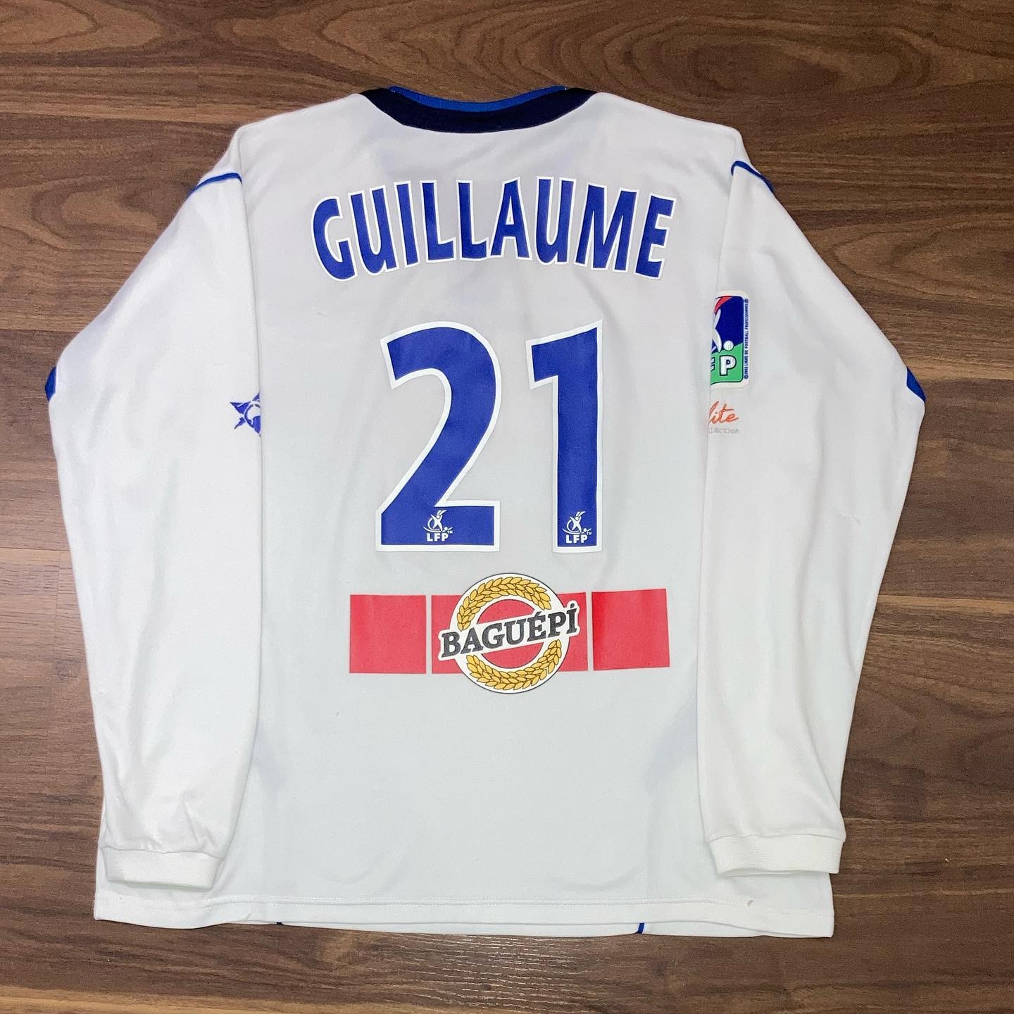 ES Troyes AC 2006-07 Away Kit