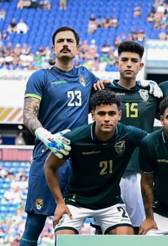 Bolivia 2026 GK 4 Kit
