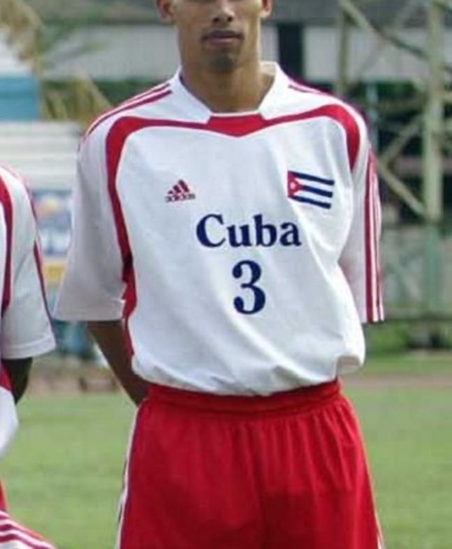 Cuba 2004 Away 2 Kit