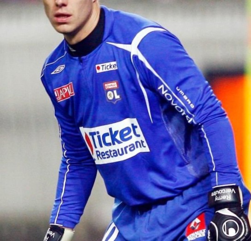 Olympique Lyonnais 2007-08 GK 6 Kit