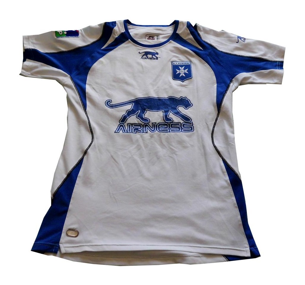 AJ Auxerre 2007-08 Home Kit