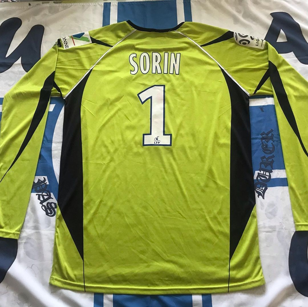 AJ Auxerre 2008-09 GK 3 Kit