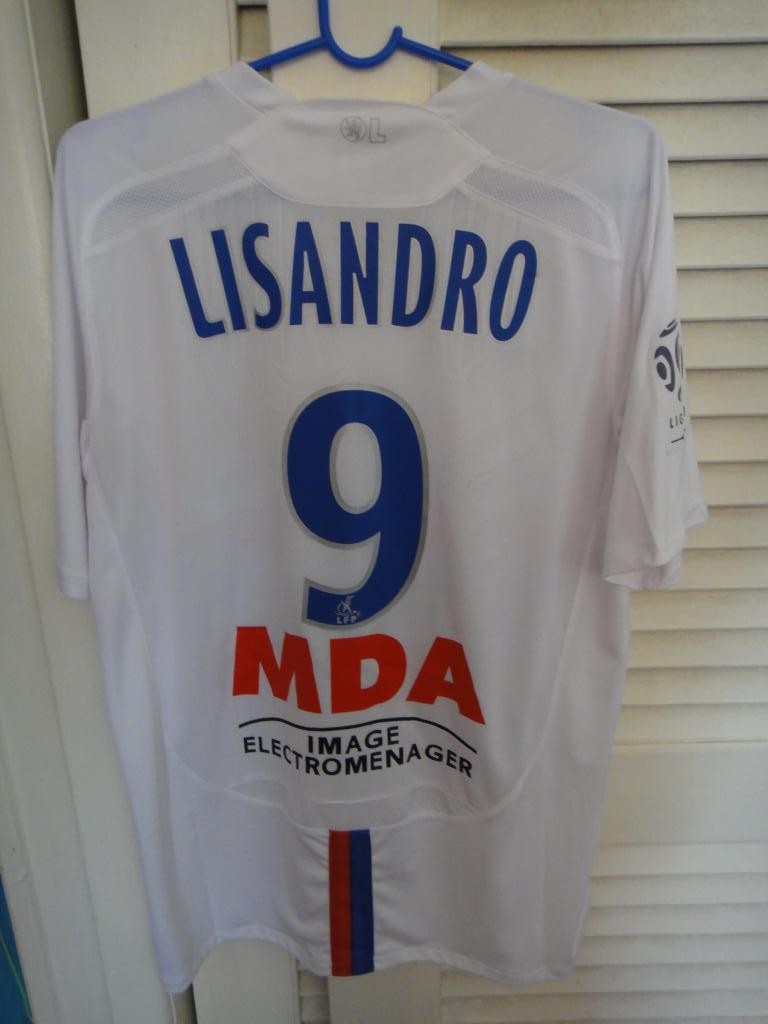 Olympique Lyonnais 2009-10 Home V3 Kit