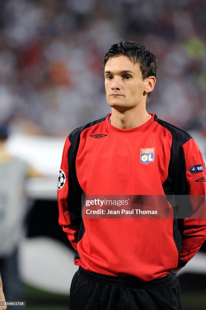 Olympique Lyonnais 2009-10 GK 3 Kit