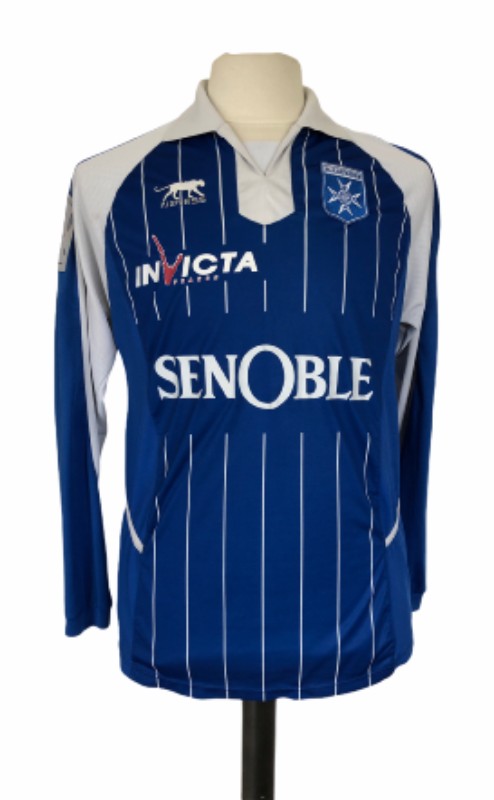 AJ Auxerre 2009-10 Away Kit