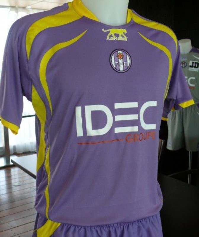 Toulouse FC 2009-10 Third Kit