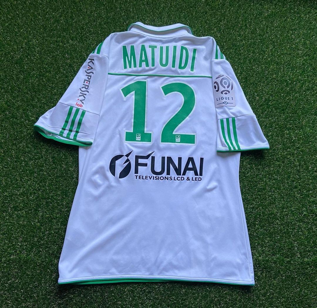 AS Saint-Étienne 2010-11 Away Kit