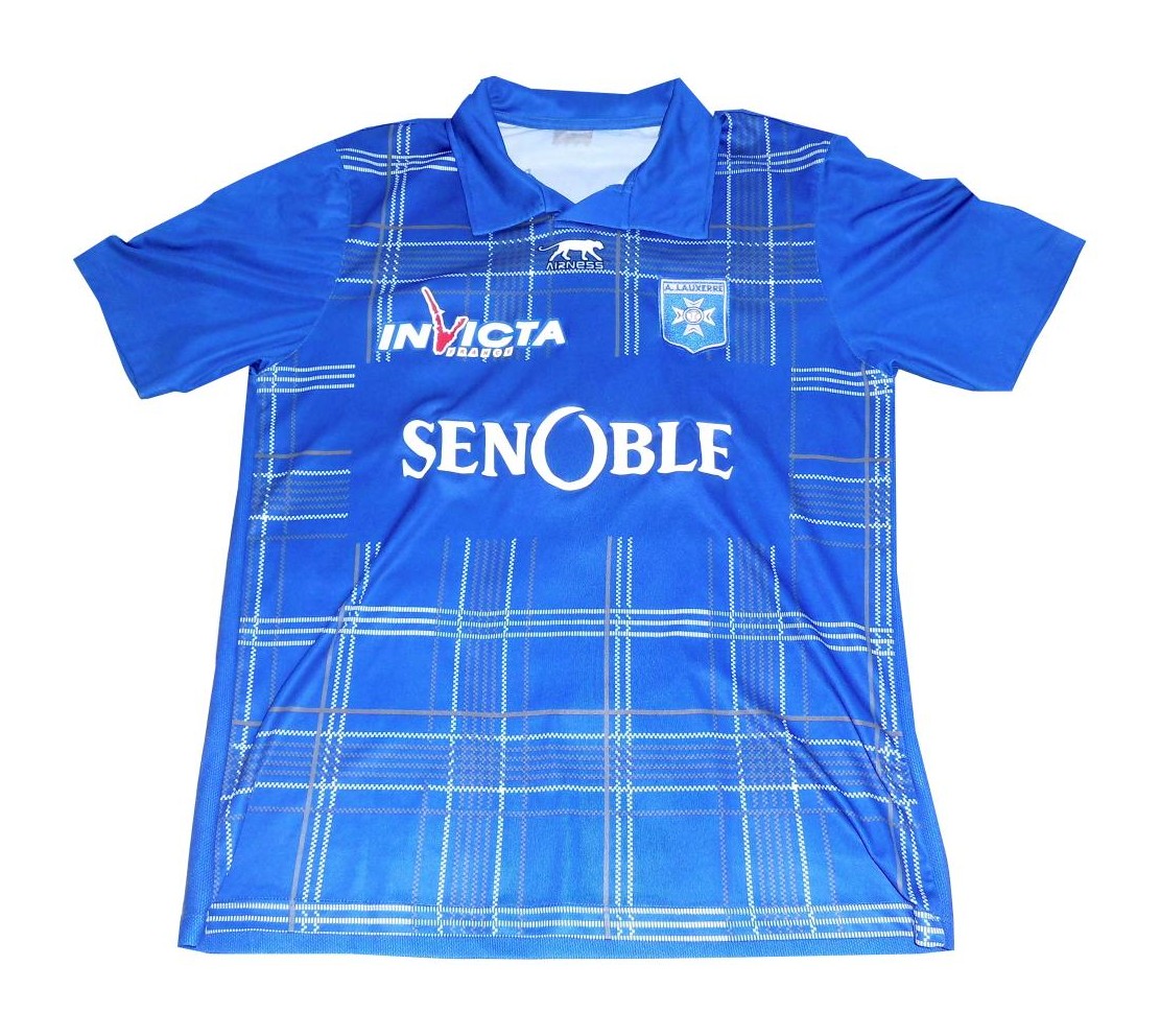 AJ Auxerre 2010-11 Away Kit