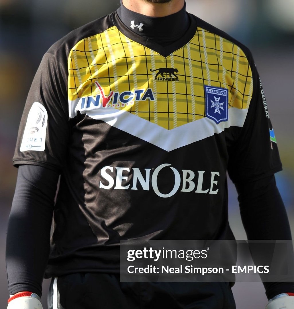 AJ Auxerre 2010-11 GK 5 Kit