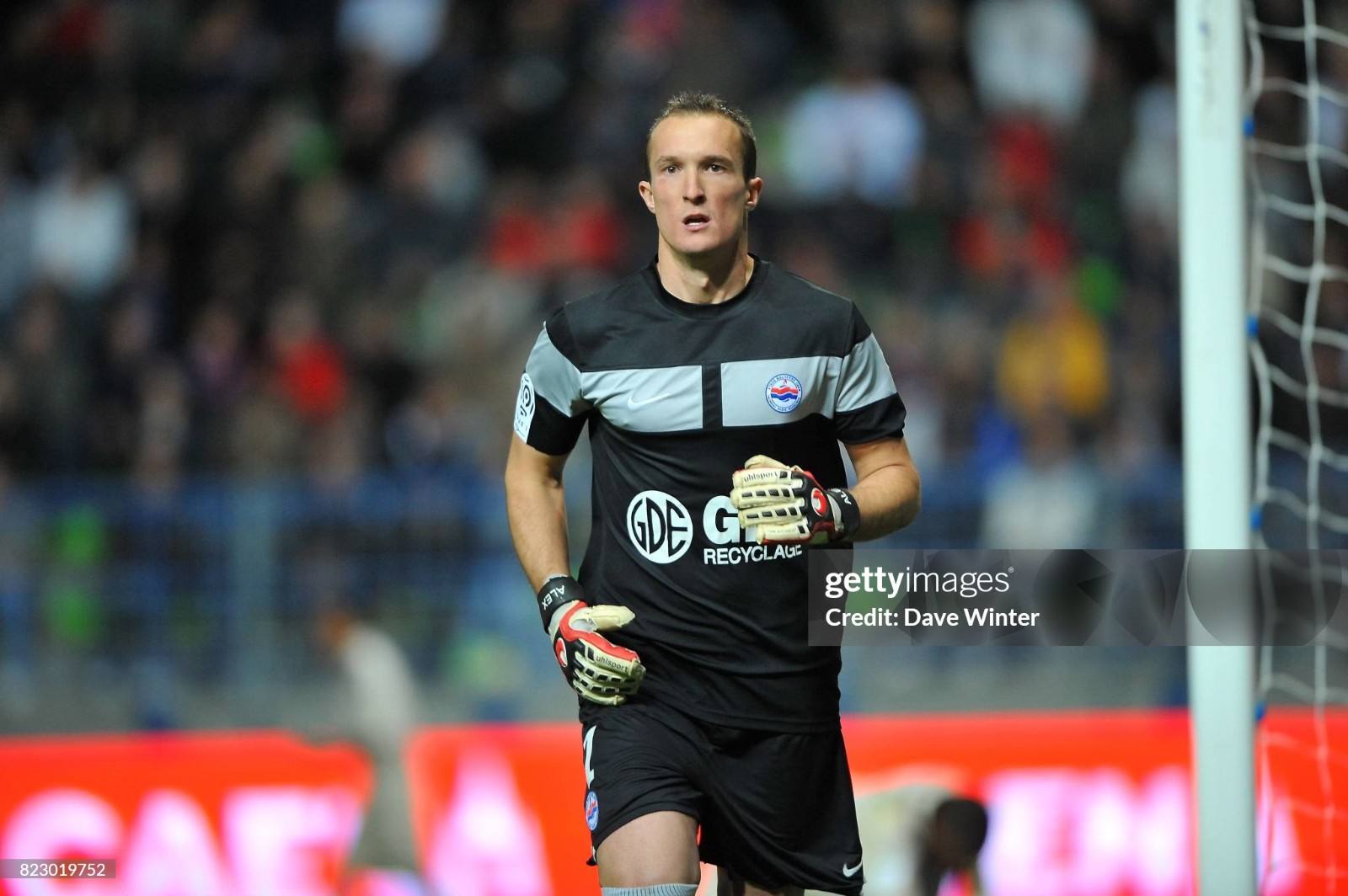 SM Caen 2010-11 GK 4 Kit