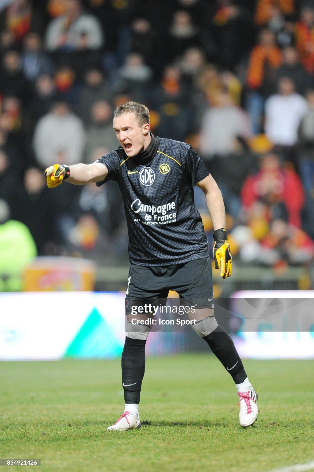 SM Caen 2010-11 GK 5 Kit