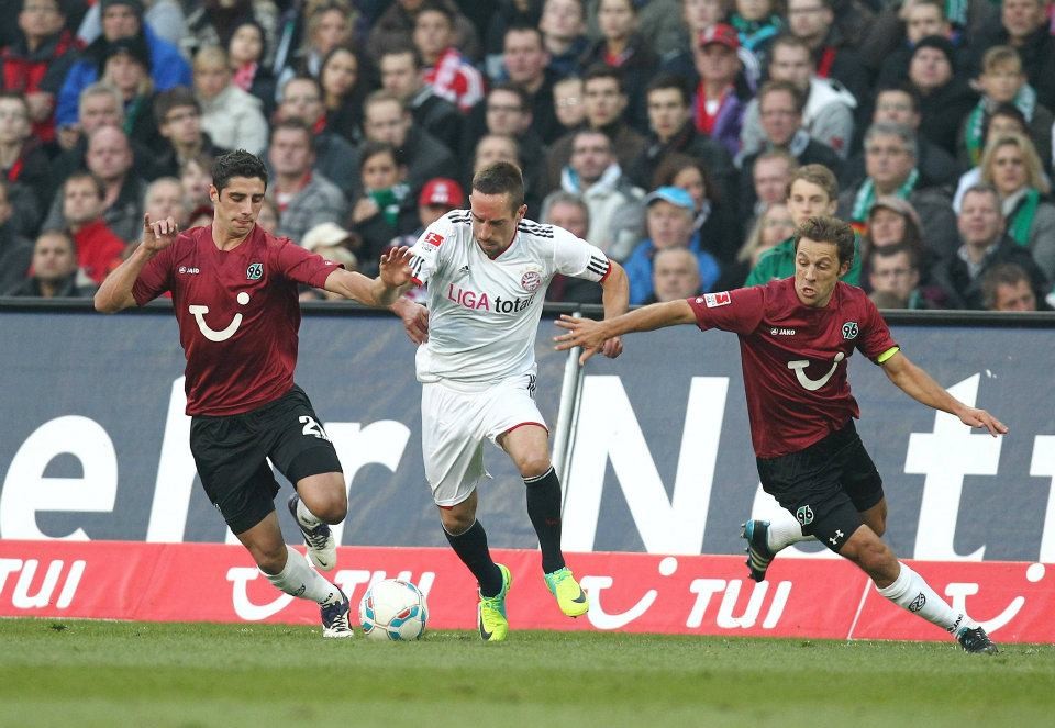 Hannover 96 2011-12 Home Kit