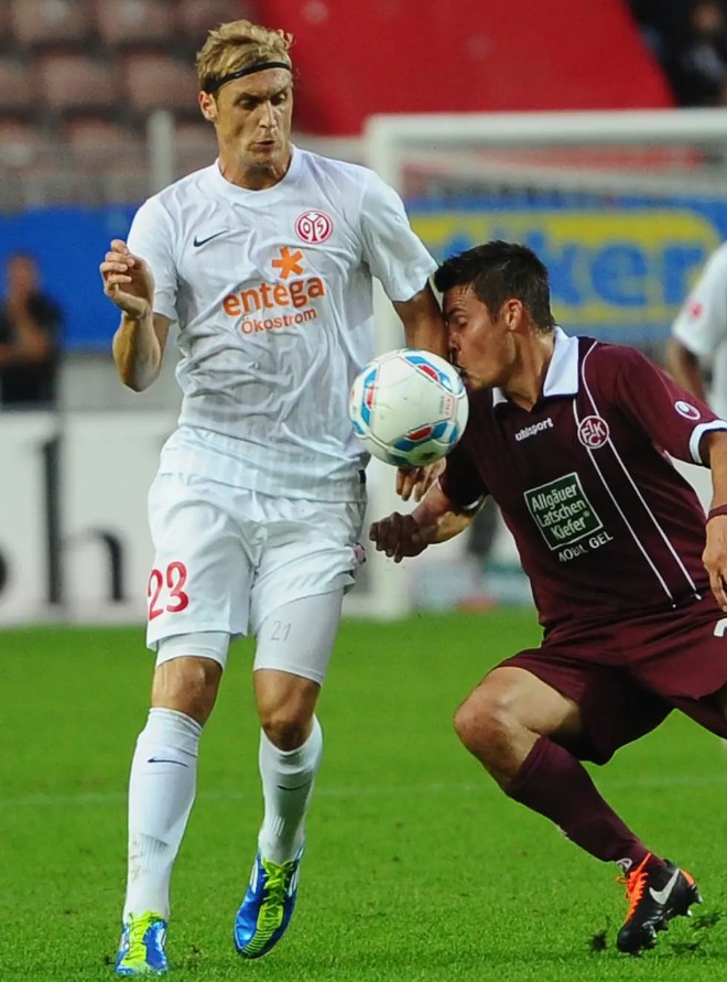 1. FSV Mainz 05 2011-12 Away Kit