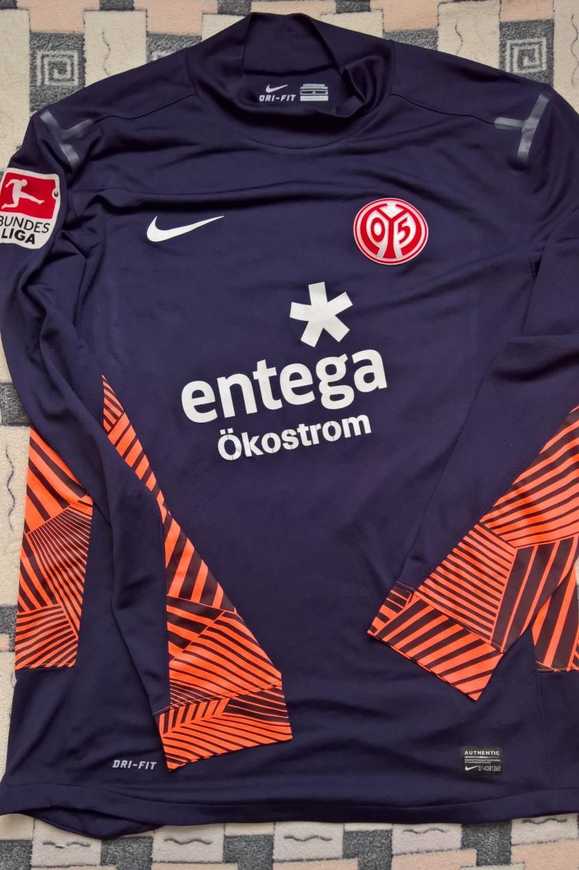 1. FSV Mainz 05 2011-12 GK 1 Kit