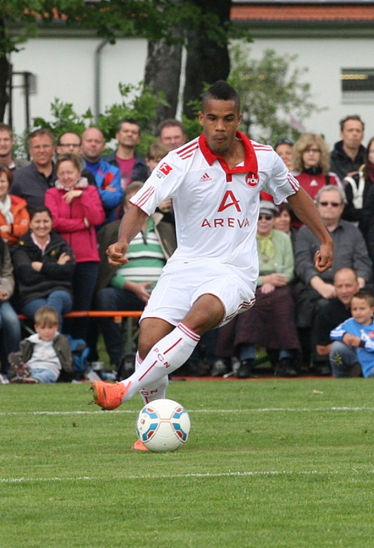 1. FC Nürnberg 2011-12 Away Kit