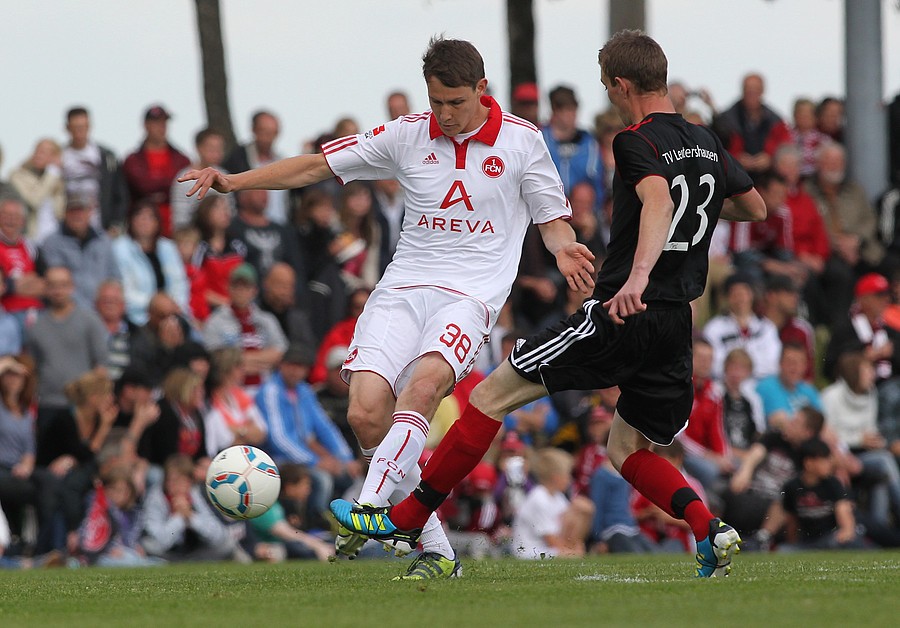 1. FC Nürnberg 2011-12 Away Kit