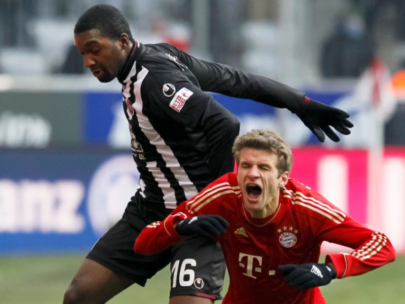 1. FC Kaiserslautern 2011-12 Third Kit