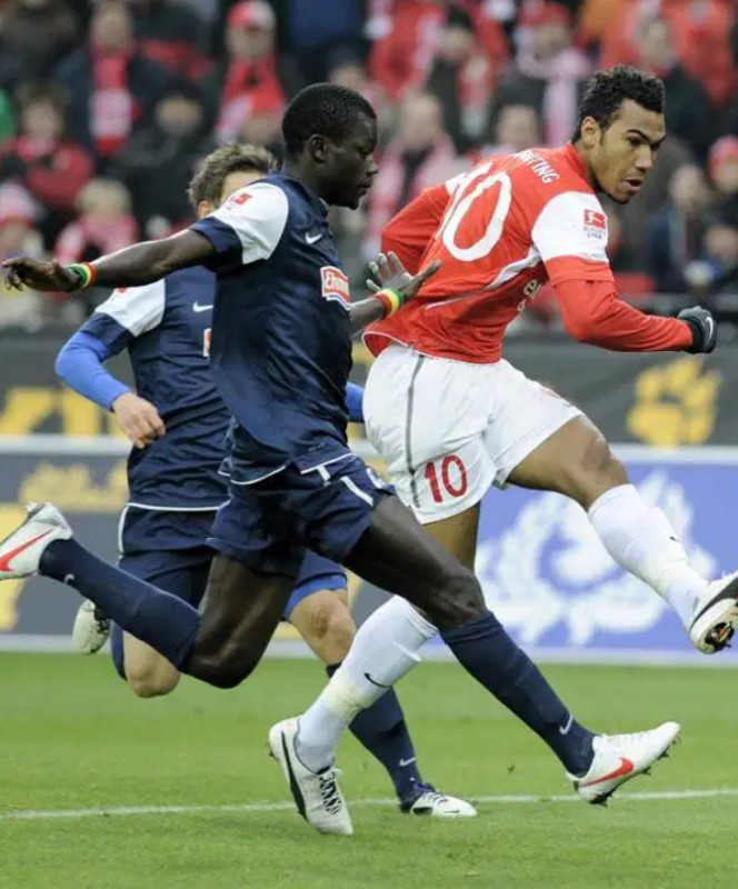 SC Freiburg 2011-12 Third Kit