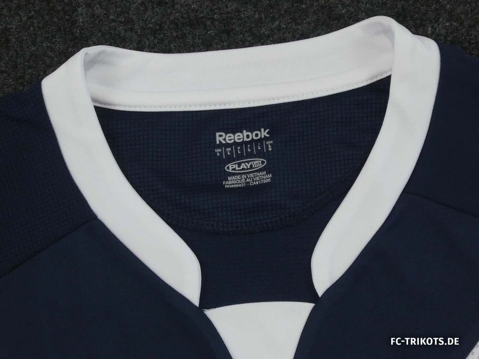 1. FC Köln 2011-12 Third Kit