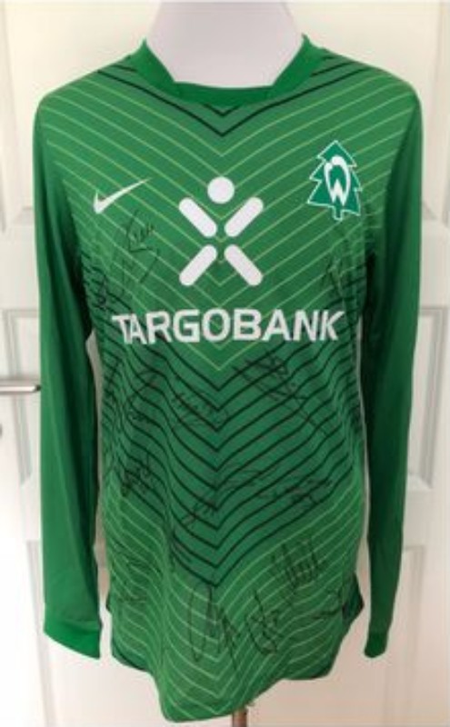 Werder Bremen 2011-12 Christmas Kit