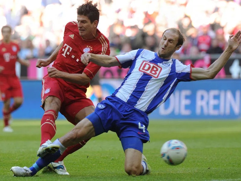 Hertha BSC 2011-12 Away Kit